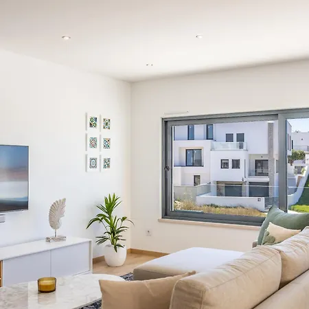 Silver Coast Villa-casa De Luxo Com Piscina E Vista Mar ヴィラ ロウリニャン
