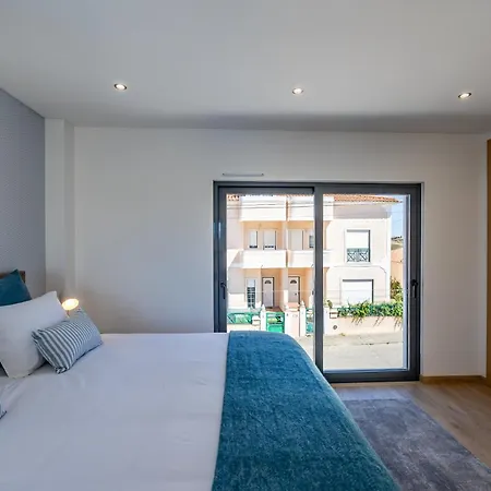Silver Coast Villa-casa De Luxo Com Piscina E Vista Mar ヴィラ ロウリニャン