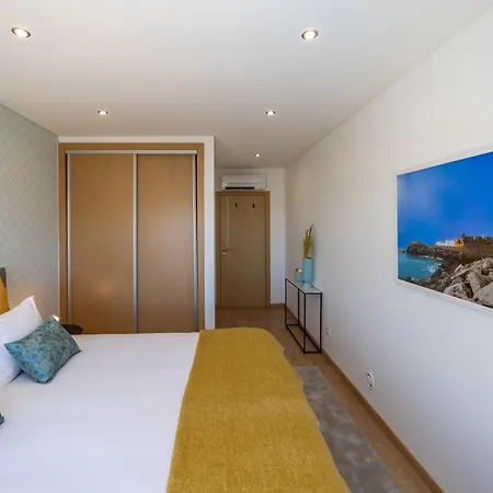Silver Coast Villa-casa De Luxo Com Piscina E Vista Mar فيلة